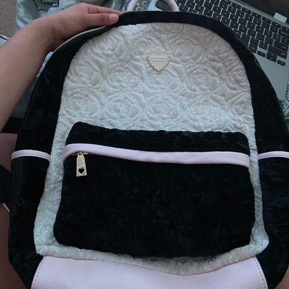 Betsey Johnson Backpack - Picture 1 of 8